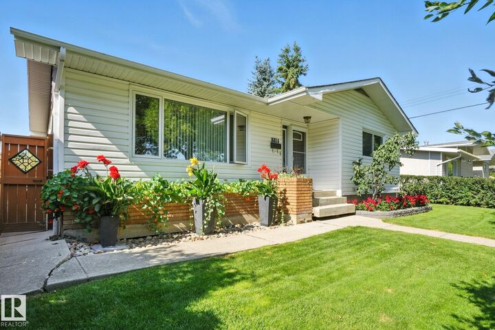 Property Photo: 8814 160 Street NW AB T5R 2H7