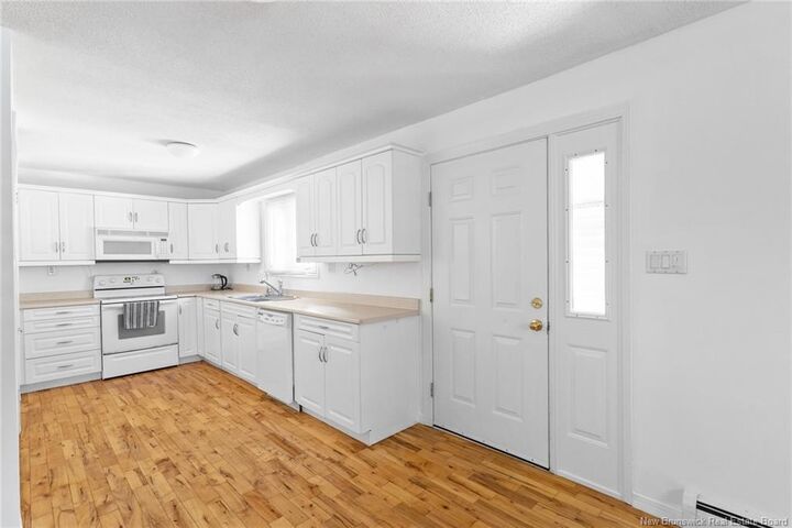 Property Photo: 20 Richards Court NB E3B 5K6