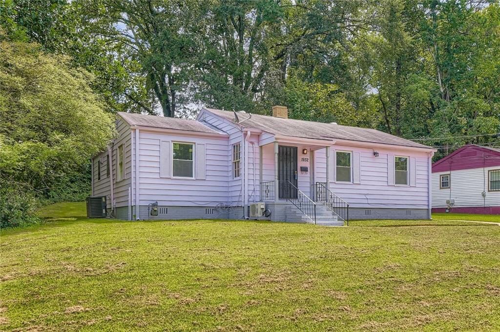 Property Photo: 1932 Oana Street SW GA 30310