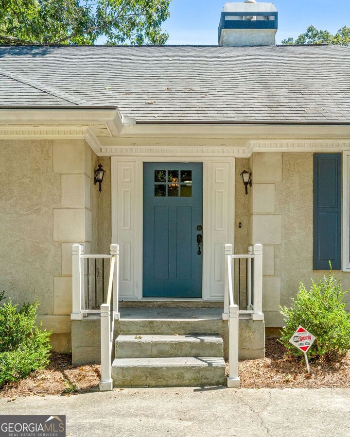 Property Photo: 440 Burke Circle GA 30253