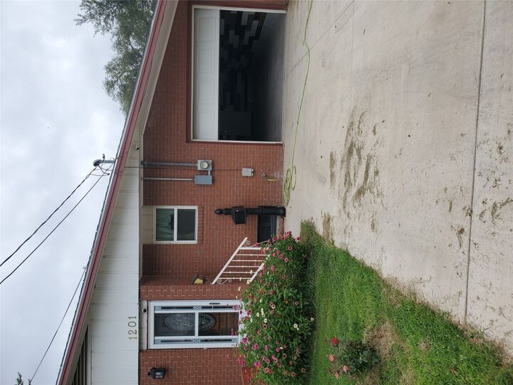 1201 E Spruce Street  Garden City KS 67846 photo