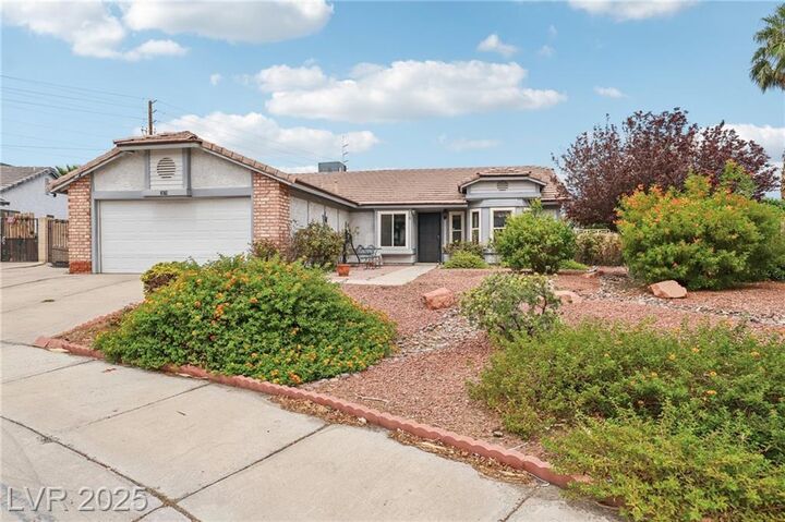 Property Photo: 2870 Mahogany Grove Avenue NV 89074