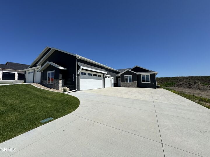 2020 Prairie Hawk Drive  Bismarck ND 58503 photo