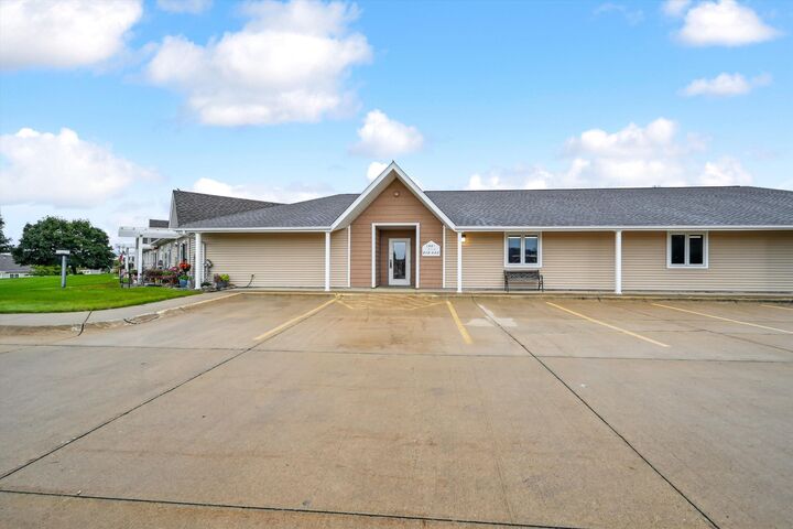 Property Photo:  1501 SW 3rd Street 219  IA 50677 