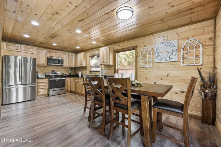 Property Photo: 3194 Emerald Springs Loop TN 37862