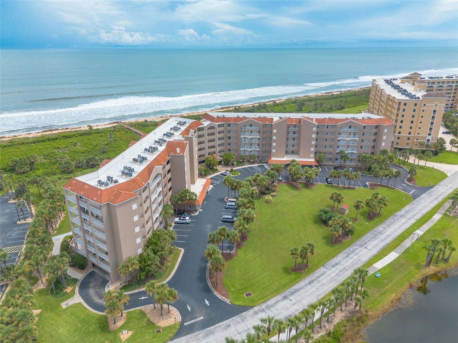 Property Photo: 104 Surfview Drive 2106 FL 32137
