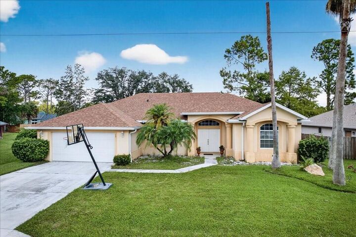 13 Pershing Lane  Palm Coast FL 32164 photo