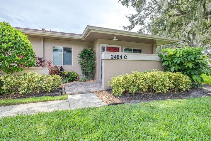 Property Photo: 2484 Laurelwood Drive C FL 33763