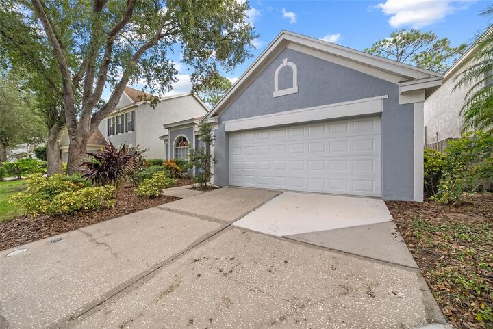 Property Photo: 17711 Ridgeway Point Place FL 33647