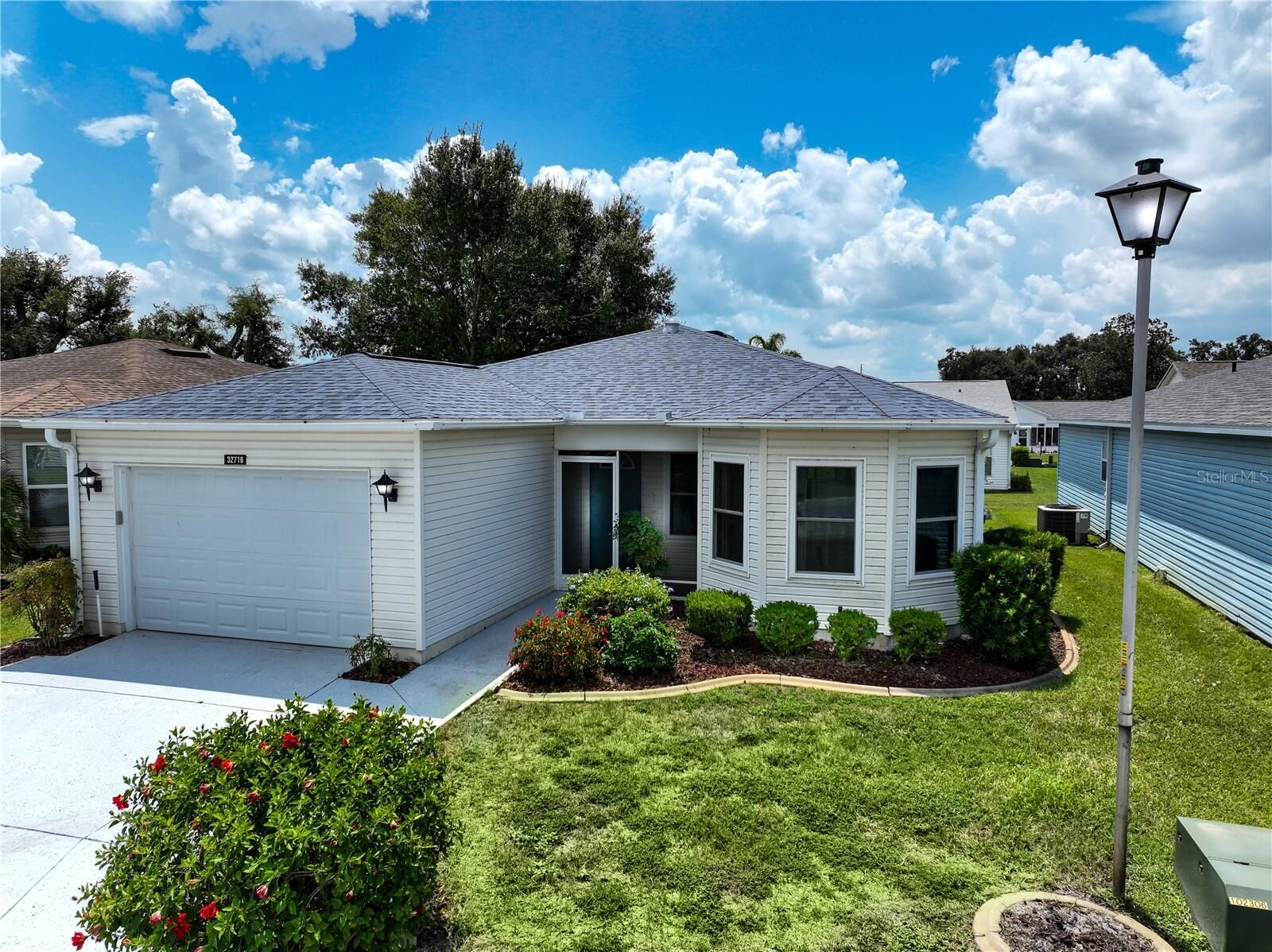 Property Photo: 32716 Westwood Loop FL 34748