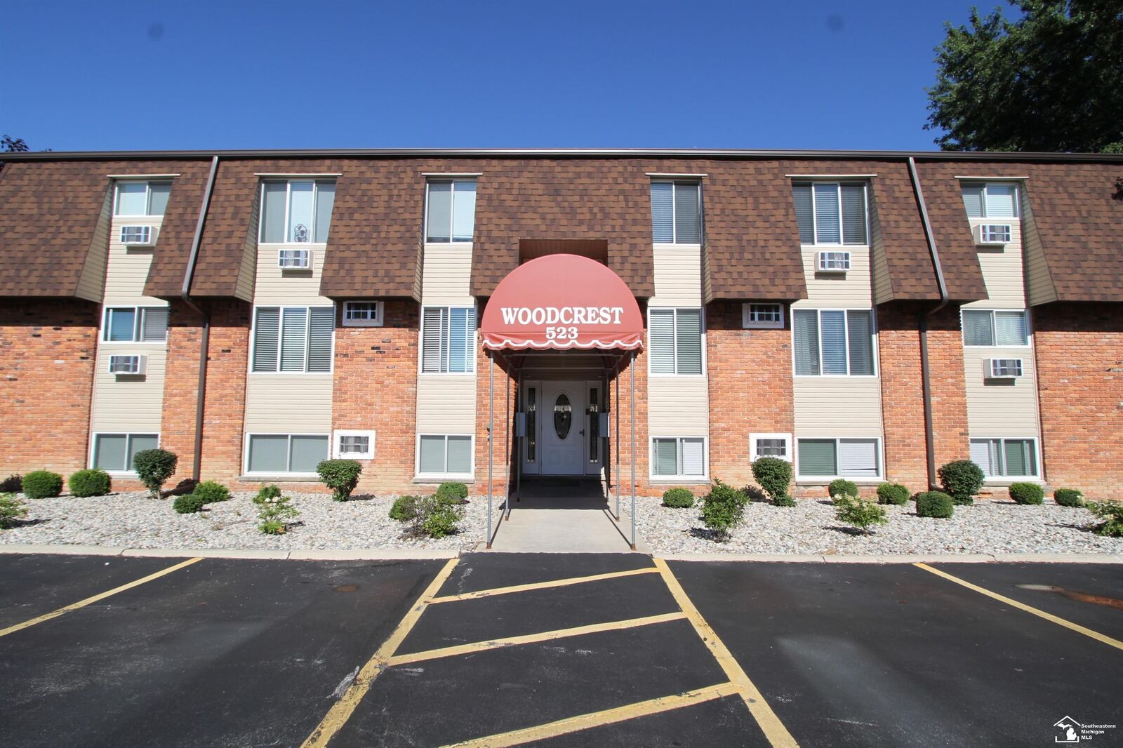 Property Photo: 523 John Anderson Court 78 MI 48162