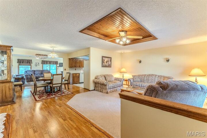 Property Photo:  1432 Lana Drive  MO 65536 
