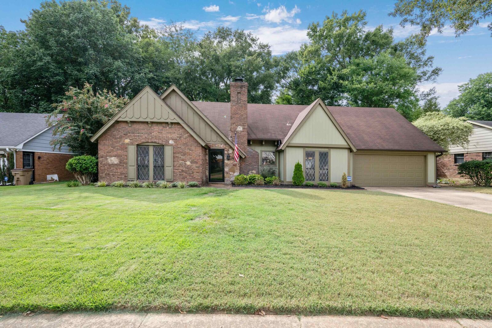 Property Photo: 3821 Misty Oak Dr TN 38125