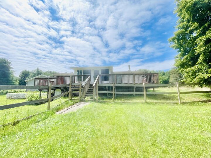 Property Photo: 9685 Spartan Lane Lane MI 49284
