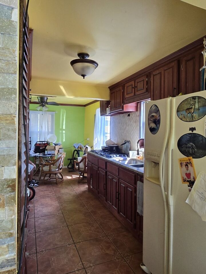Property Photo: 43 N Orchard Avenue IL 60085