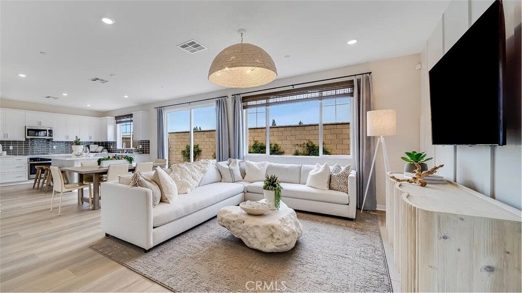 Property Photo:  3282 Floral Paseo  CA 91761 