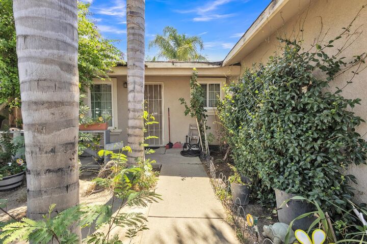 Property Photo:  500 Chestnut Avenue  CA 95376 