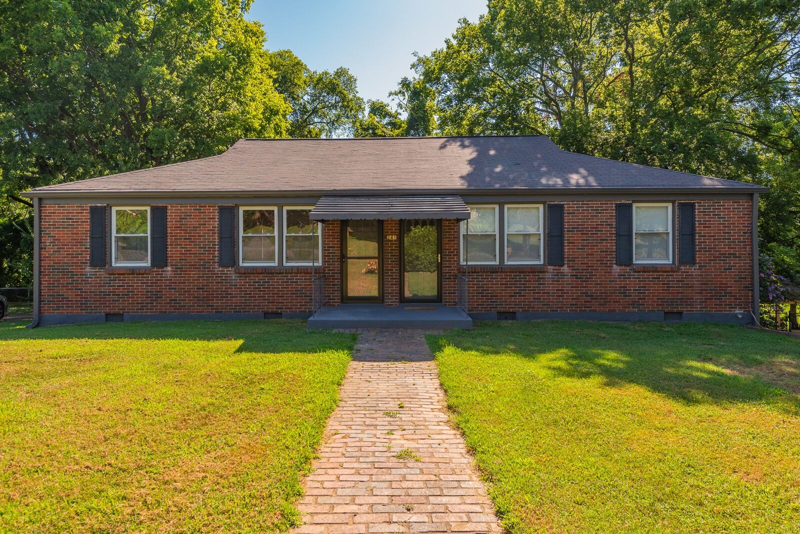 Property Photo: 241A Blue Hills Dr TN 37214