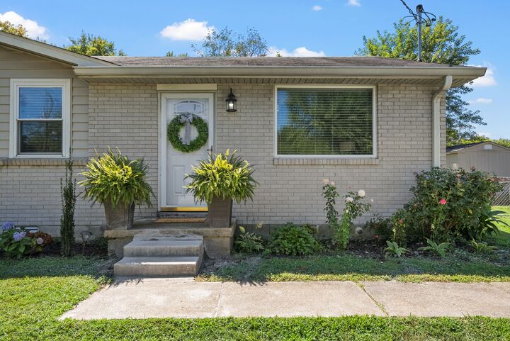 Property Photo:  612 Wilkinson Ln  TN 37188 