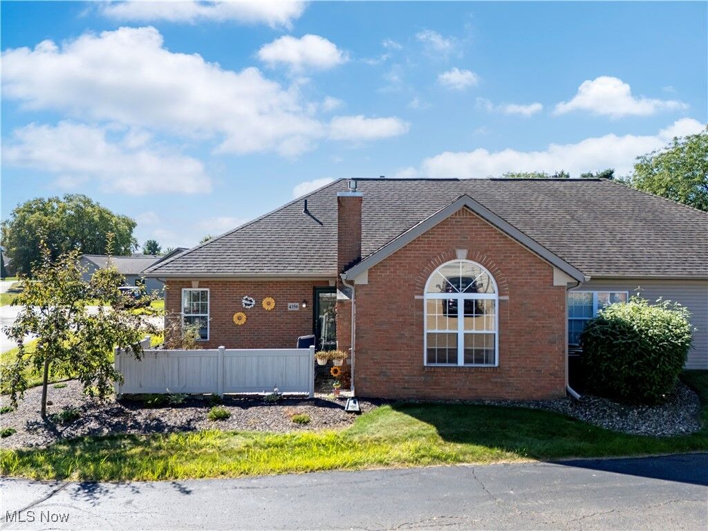 Property Photo:  4356 Hunters Chase Lane  OH 44691 