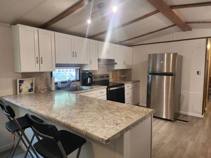 Property Photo: 9 Sargent Place NH 03249