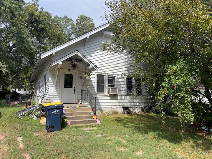 620 Maple Street  Harrison AR 72601 photo