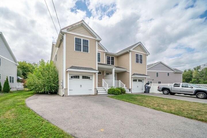 Property Photo:  498 Hilldale Ave 498  MA 01832 