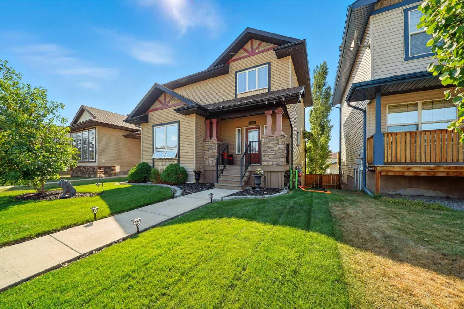 Property Photo: 187 Inkster Close AB T4R 0A7