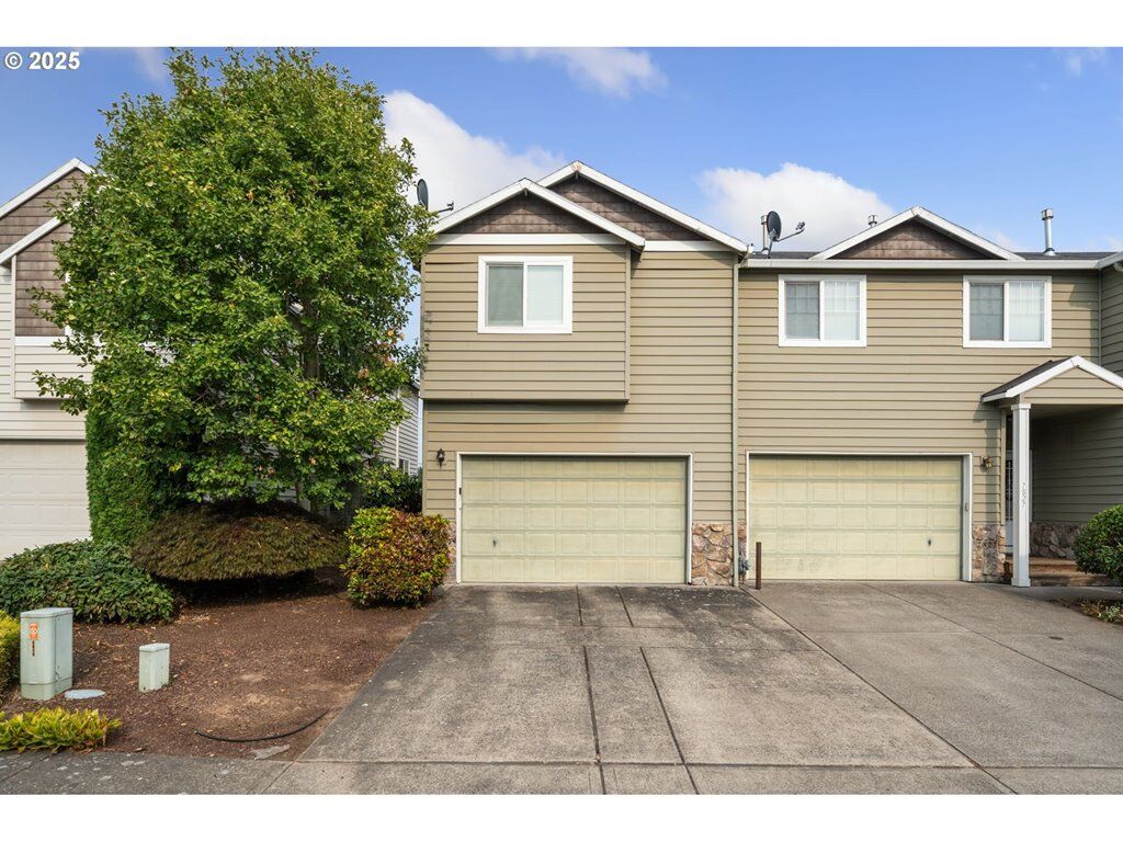 Property Photo: 7829 NE 24th Ct WA 98665