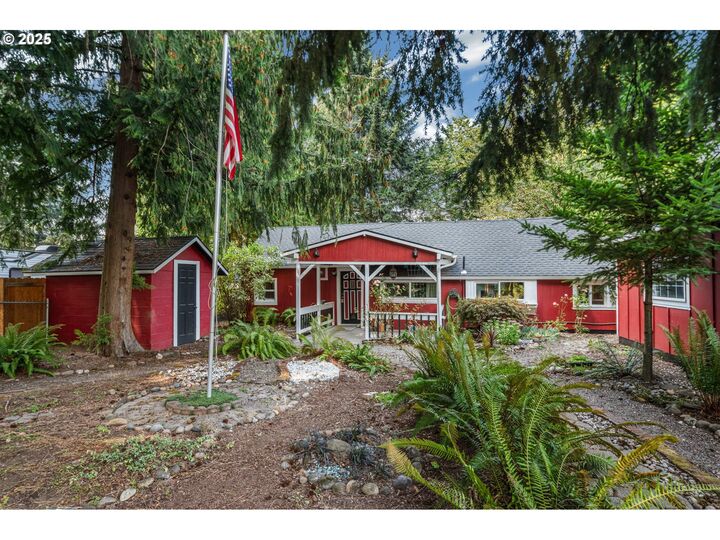 Property Photo: 3900 NE 122nd Ave WA 98682