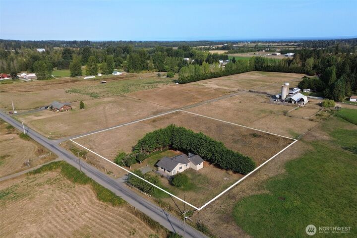 Property Photo: 851 Spath Road WA 98382