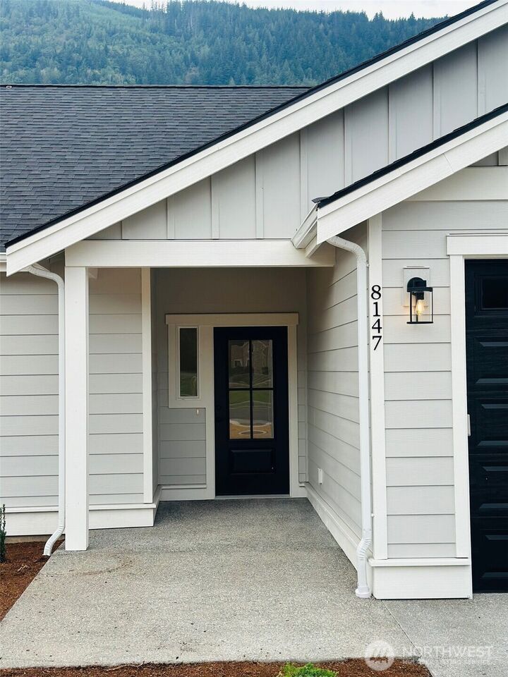 Property Photo: 8147 Peaceful Valley Court WA 98266