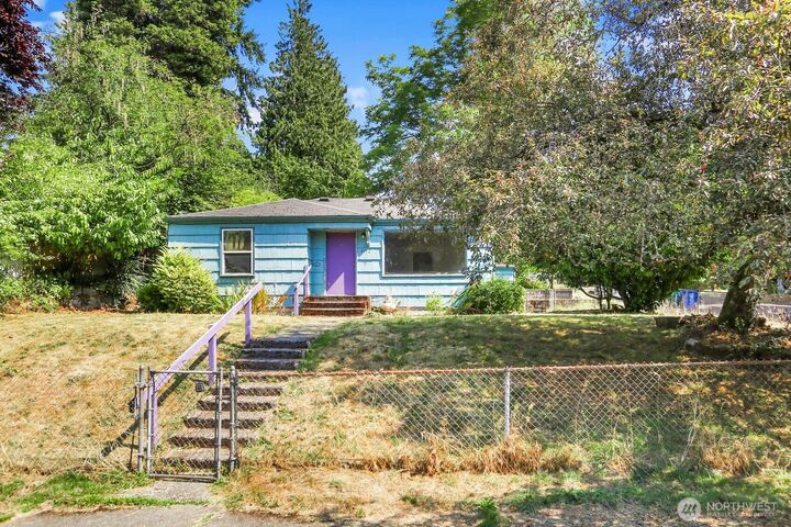 4732  45th Avenue S  Seattle WA 98118 photo