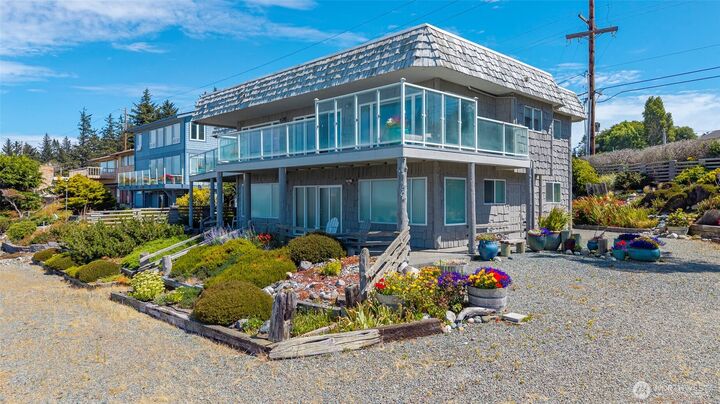 1505  West Beach Road  Oak Harbor WA 98277 photo