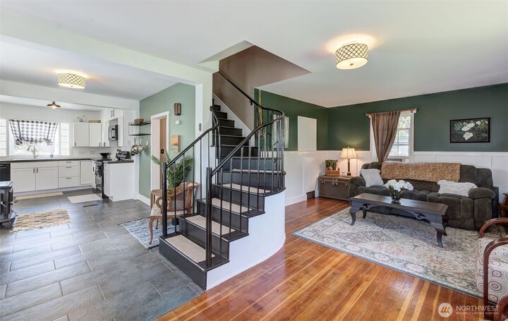 Property Photo: 5903 Pioneer Drive WA 98815