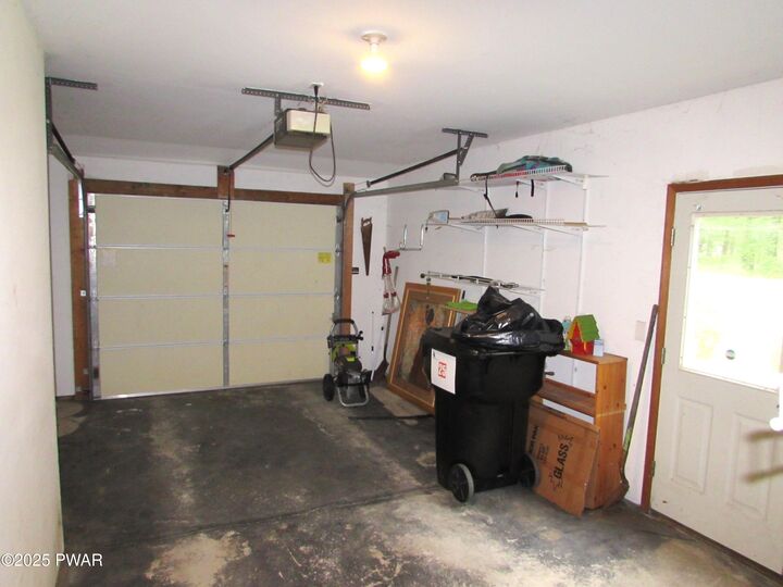 Property Photo: 135 Blueridge Lane PA 18428