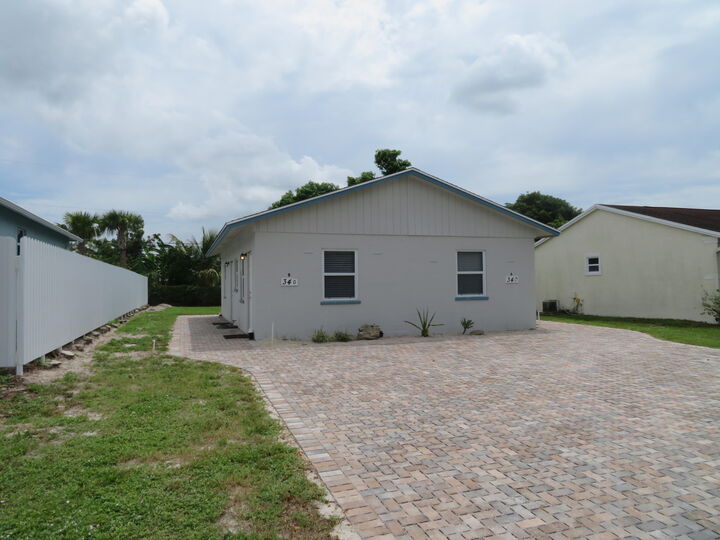 Property Photo: 340 Fleming Avenue B FL 33463