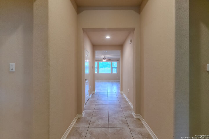 Property Photo: 3703 Oaklyn TX 78259