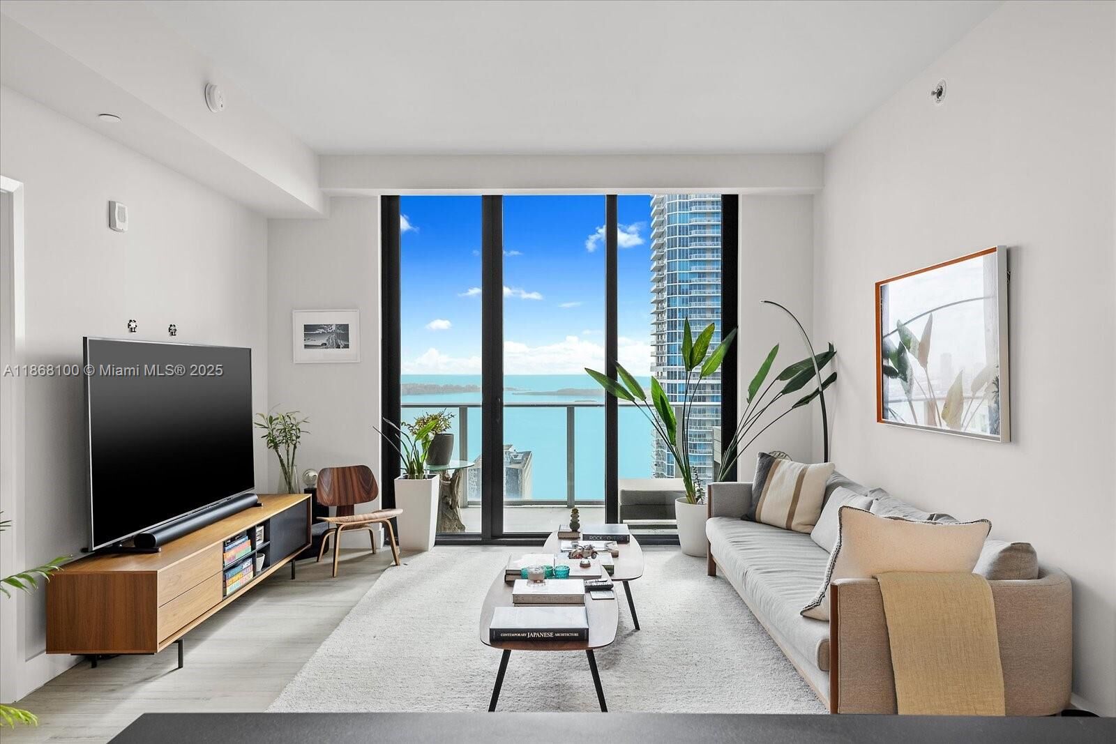 Property Photo:  1010 Brickell Ave 4803  FL 33131 