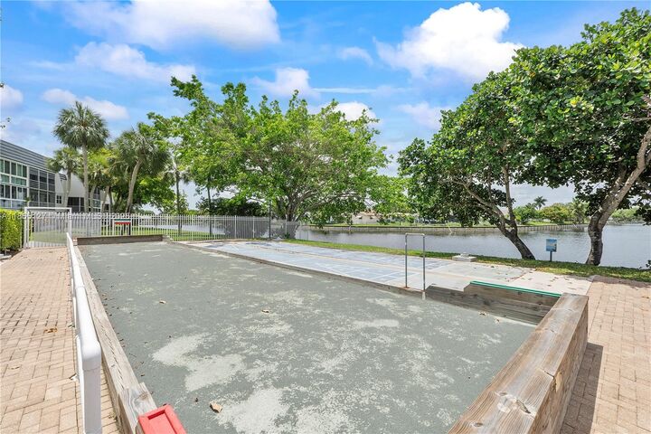 Property Photo: 9091 Lime Bay Blvd 110 FL 33321