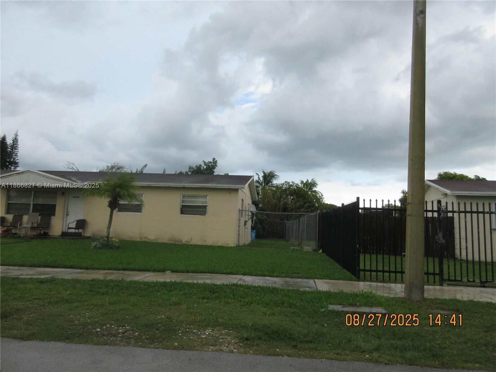 Property Photo: