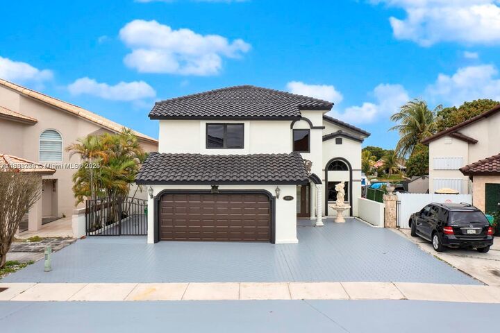 15331 SW 59th St  Miami FL 33193 photo