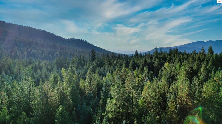 Property Photo: 115 Acadia Ln ID 83805