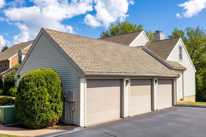 Property Photo: 18 Orchard Brook Drive 18 CT 06109