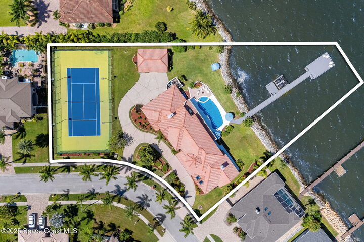 Property Photo: 1840 Harbor Point Drive FL 32952