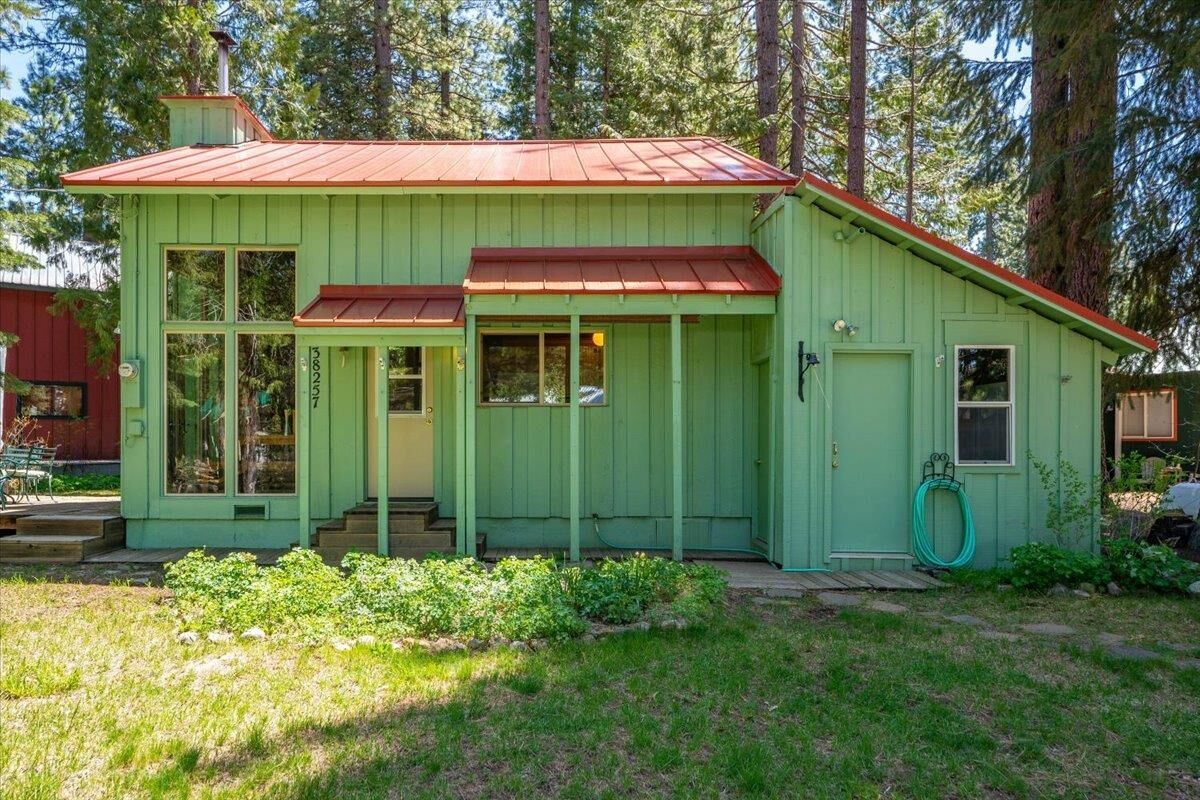 Property Photo: 38257 Battle Creek Avenue CA 96063