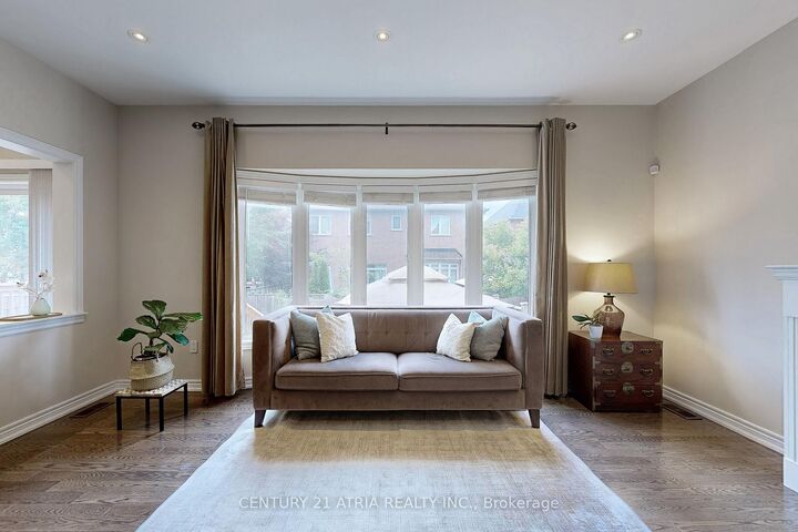 Property Photo: 24 Gannett Drive ON L4E 0E9