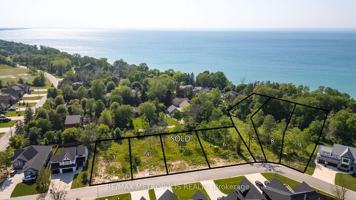Property Photo:  7073 Blue Coast Heights  ON N0N 1E0 
