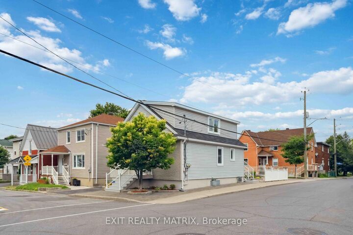 Property Photo: 347 Shakespeare Street ON K1L 5M1
