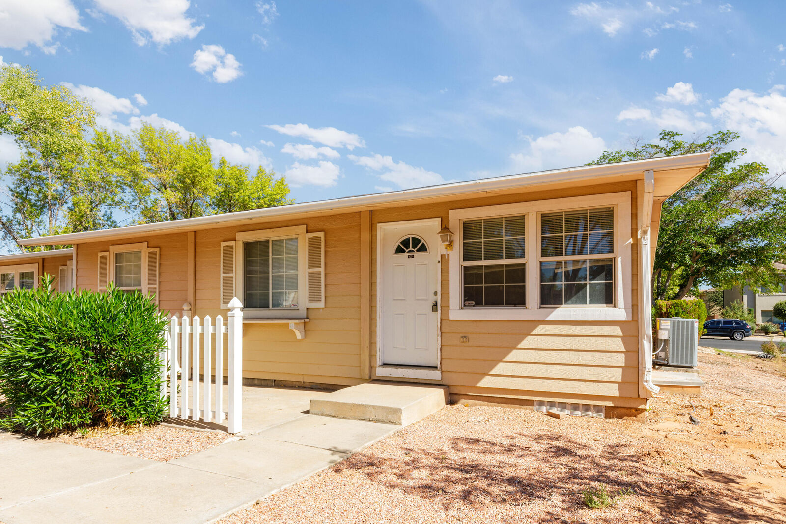 Property Photo: 600 N 2450 St E #1001 UT 84790